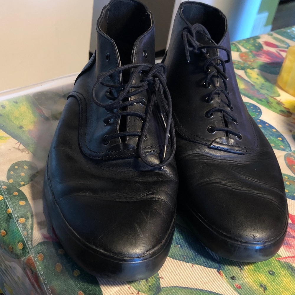 Camper Men's Black Leather Chukka Lace-Up Boots